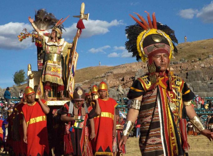 INTI RAYMI: TOUR CUSCO Y MACHU PICCHU 5D/4N